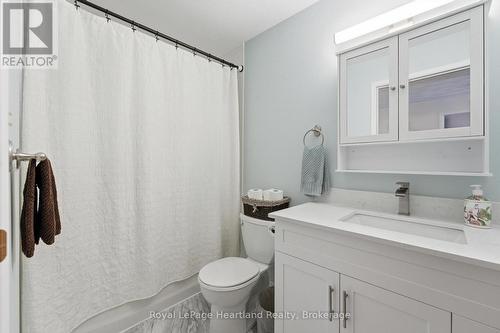 50 Church Street, Goderich (Goderich (Town)), ON - Indoor Photo Showing Bathroom