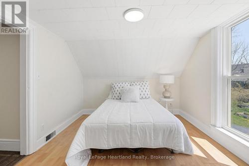50 Church Street, Goderich (Goderich (Town)), ON - Indoor Photo Showing Bedroom