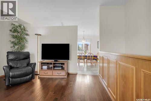 1 135 Pinehouse Drive, Saskatoon, SK - Indoor