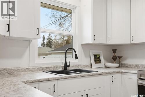 2201 Broadway Avenue, Saskatoon, SK - Indoor Photo Showing Kitchen With Double Sink With Upgraded Kitchen