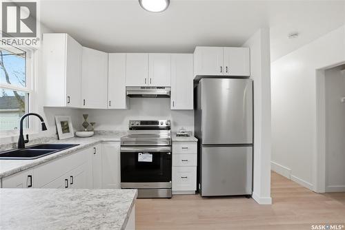 2201 Broadway Avenue, Saskatoon, SK - Indoor Photo Showing Kitchen With Double Sink