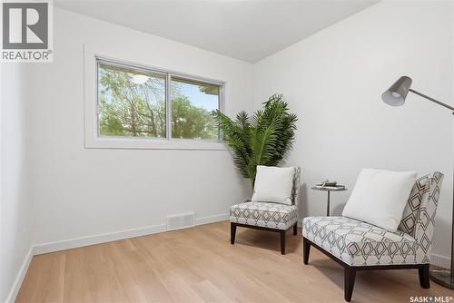 2201 Broadway Avenue, Saskatoon, SK - Indoor Photo Showing Other Room