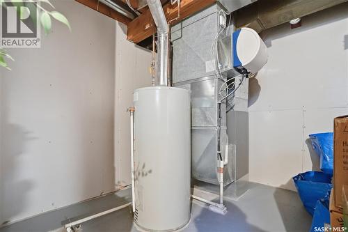 2201 Broadway Avenue, Saskatoon, SK - Indoor Photo Showing Basement
