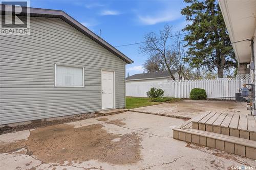 2201 Broadway Avenue, Saskatoon, SK - Outdoor With Exterior