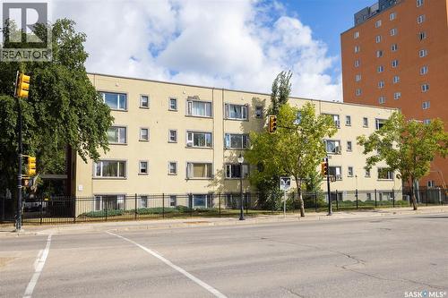2 400 4Th Avenue N, Saskatoon, SK - Outdoor With Facade
