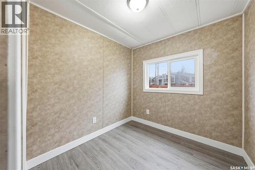 2 219 Grant Street, Saskatoon, SK 