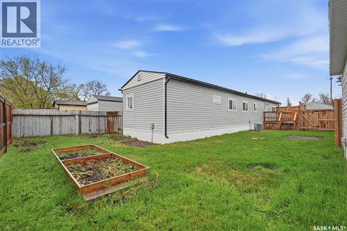 2 219 Grant Street, Saskatoon, SK 
