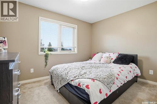 21 1600 Muzzy Drive, Prince Albert, SK - Indoor Photo Showing Bedroom
