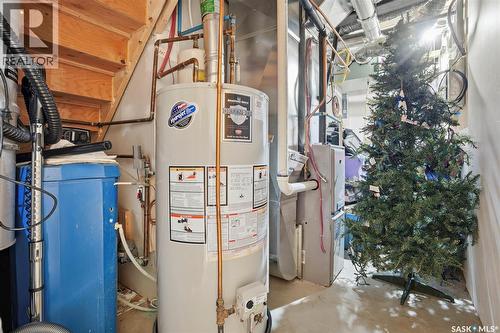 21 1600 Muzzy Drive, Prince Albert, SK - Indoor Photo Showing Basement