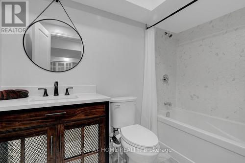 771 Devario Crescent, Ottawa, ON - Indoor Photo Showing Bathroom