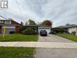 70 MOSEDALE CRESCENT Toronto, ON M2J 3A4