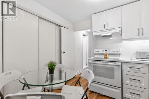 25 Lorindale Avenue, Toronto, ON - Indoor