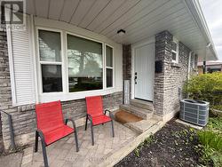 273 COVENTRY COURT Oshawa, ON L1G 6H4