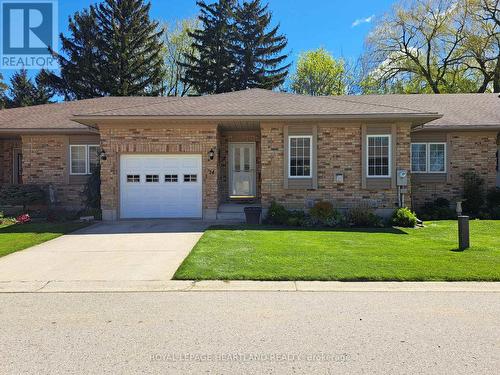14 BROOKSIDE PLACE  South Huron (Exeter), ON N0M 1S2