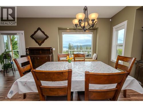 134 Eagle Crescent, Williams Lake, BC - Indoor Photo Showing Dining Room