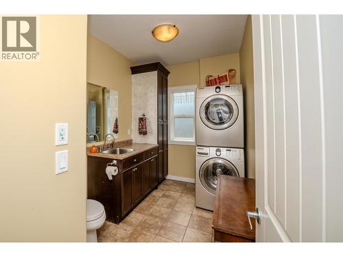 134 Eagle Crescent, Williams Lake, BC - Indoor Photo Showing Laundry Room