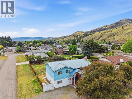 833 MCARTHUR Drive  Kamloops, BC V2B 7H4