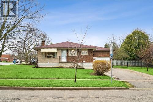 23 KNIGHTSWOOD Boulevard  Guelph, ON N1E 3W3