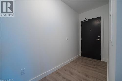 15 Glebe Street Unit# 1701, Cambridge, ON - Indoor Photo Showing Other Room