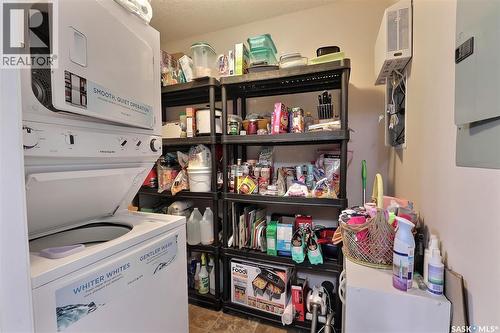 401 1501 15Th Street E, Prince Albert, SK - Indoor Photo Showing Laundry Room