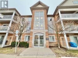 108 - 128 ASPEN SPRINGS DRIVE Clarington, ON L1C 0G9