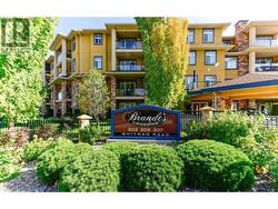 307 Whitman Road Unit# 402 Kelowna, BC V1V 2P3