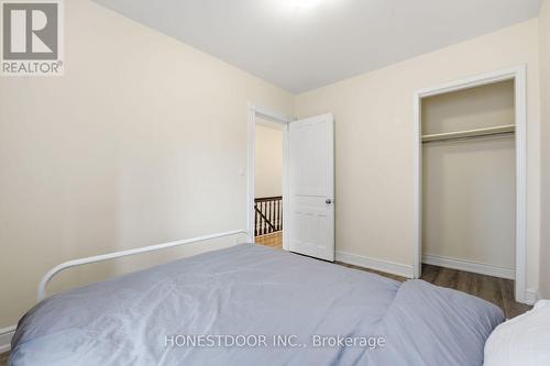 74 Tisdale Street N, Hamilton, ON - Indoor Photo Showing Bedroom