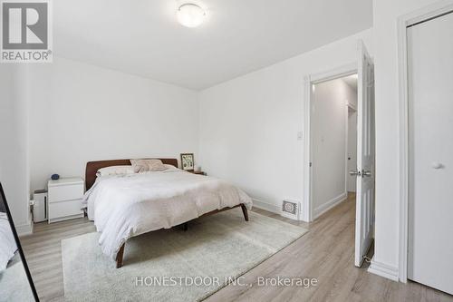 74 Tisdale Street N, Hamilton, ON - Indoor Photo Showing Bedroom