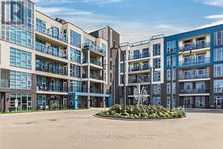 516 - 10 CONCORD PLACE Grimsby, ON L3M 0J1