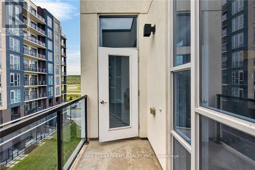 516 - 10 Concord Place, Grimsby, ON - Outdoor With Exterior