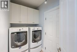 Laundry room main floor - access to garage - 