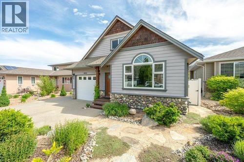 6925 Chardonnay Place, Oliver, BC - Outdoor With Facade