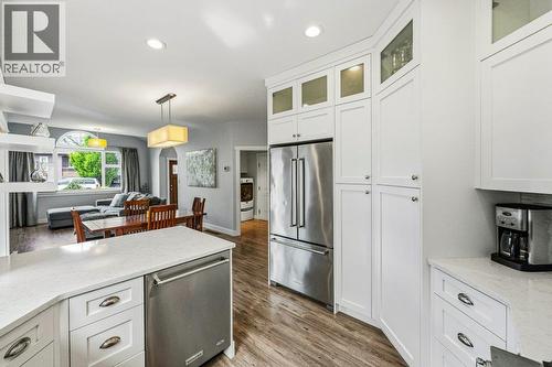 Kitchen - 6925 Chardonnay Place, Oliver, BC - Indoor Photo Showing Kitchen