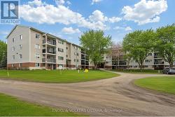 109 - 6532 BILBERRY DRIVE Ottawa, ON K1C 4N9