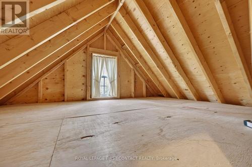 26 Paddy Dunn'S Circle, Springwater, ON - Indoor Photo Showing Other Room