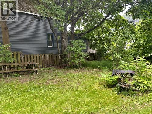 815 Baker Street, Nelson, BC - Outdoor