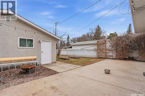 4 Dunning Crescent, Saskatoon, SK - Outdoor With Exterior