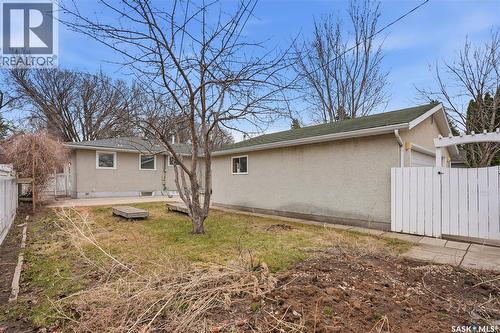 4 Dunning Crescent, Saskatoon, SK - Outdoor