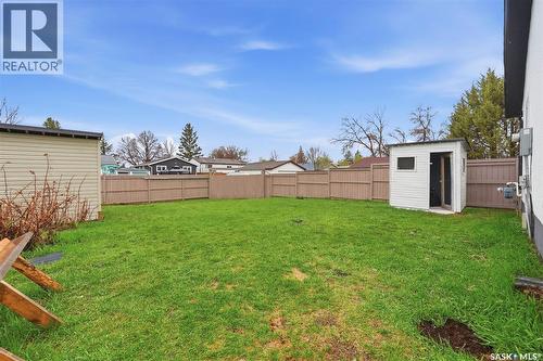 3581 33Rd Street W, Saskatoon, SK - Outdoor With Backyard