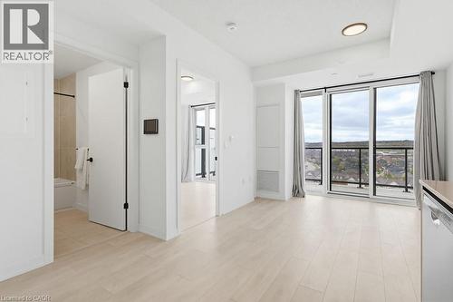 4878 Powers Common Unit# D1104, Burlington, ON - Indoor Photo Showing Other Room