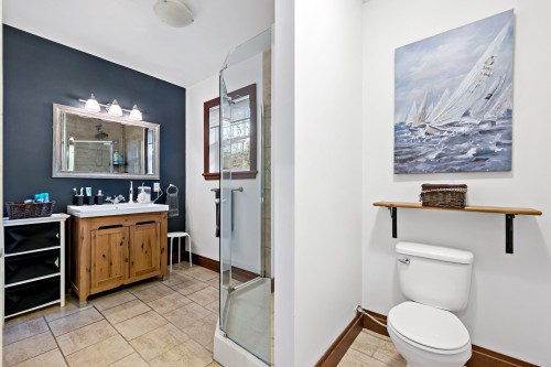 Salle de bains - 116 Rue De L'Église, Labelle, QC 