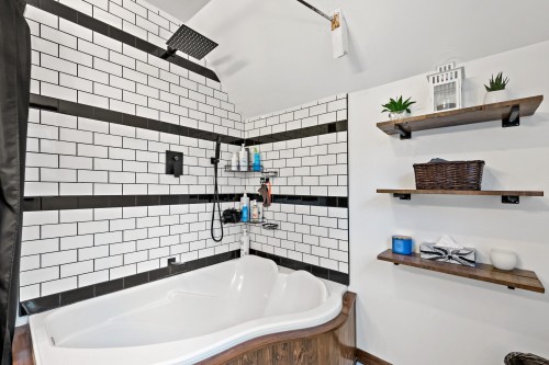 Salle de bains - 116 Rue De L'Église, Labelle, QC 