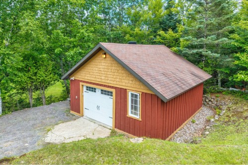 Garage - 116 Rue De L'Église, Labelle, QC 