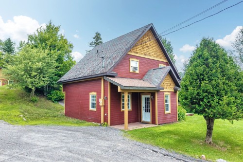 Façade - 116 Rue De L'Église, Labelle, QC 