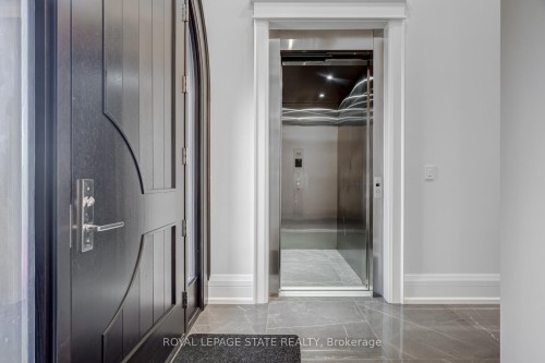 1272 Fiddlers Green Road, Hamilton, ON - Indoor Photo Showing Other Room