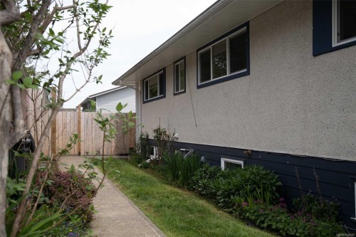 231 Otter St, Ucluelet, BC 
