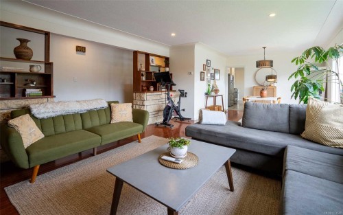 231 Otter St, Ucluelet, BC 