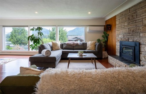 231 Otter St, Ucluelet, BC 