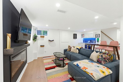 198 East 19Th Street, Hamilton, ON - Indoor