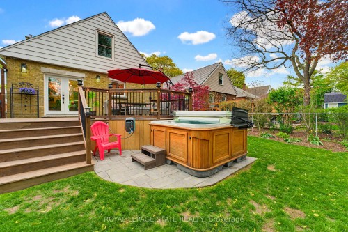 198 East 19Th Street, Hamilton, ON - Outdoor With Deck Patio Veranda